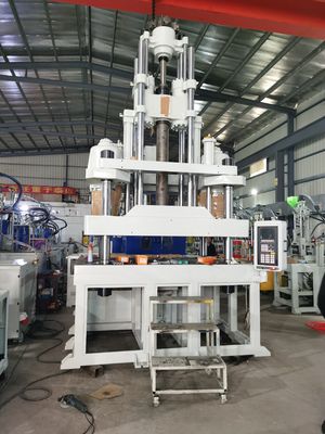 Mức độ an toàn cao Máy đúc phun 200 tấn dọc cho chải quét
