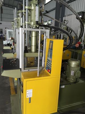 55T Máy đúc dọc nhựa thủy lực Nhà sản xuất