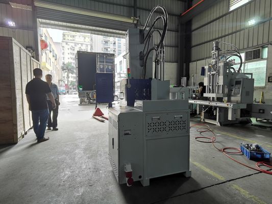 Máy đúc phun dọc nhựa 30T 6.7kW Với lực phun 13 KN Bảo trì thấp