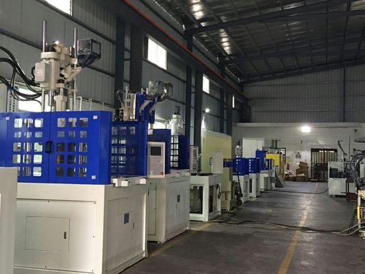 Máy đúc phun thẳng đứng quay 45T 9kW với nhịp phun 45mm