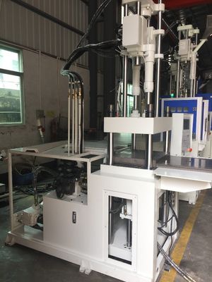 Chiết xuất chính xác / chính xác 45T máy đúc phun nhựa dọc