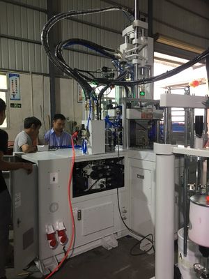 Máy đúc phun 85T LSR Máy đúc phun Shuttle slide đôi 21,6KW