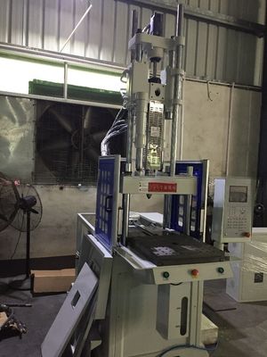 12KW đồ bếp Shuttle Máy đúc phun nhựa dọc 55T
