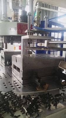Máy đúc phun thủy lực quay dọc 40T đường kính vít 30mm