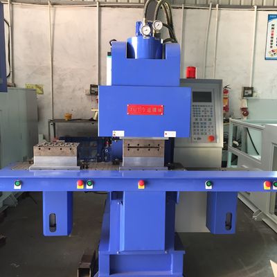 Máy đúc phun thủy lực hai slide 85T 267 Cm3