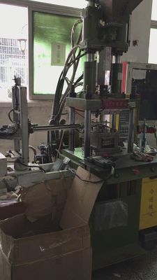 15T Máy đúc phun nhỏ gọn dọc dễ dàng vận hành cho tai nghe