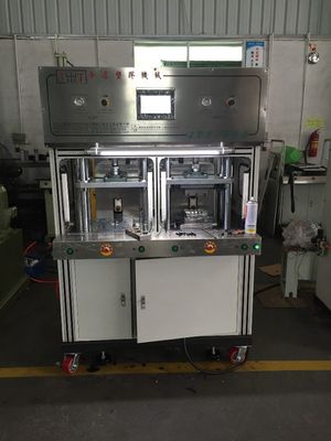 240mm Max mở ban ngày Máy đúc phun áp suất thấp JTT-200 Ejector Force 8kN